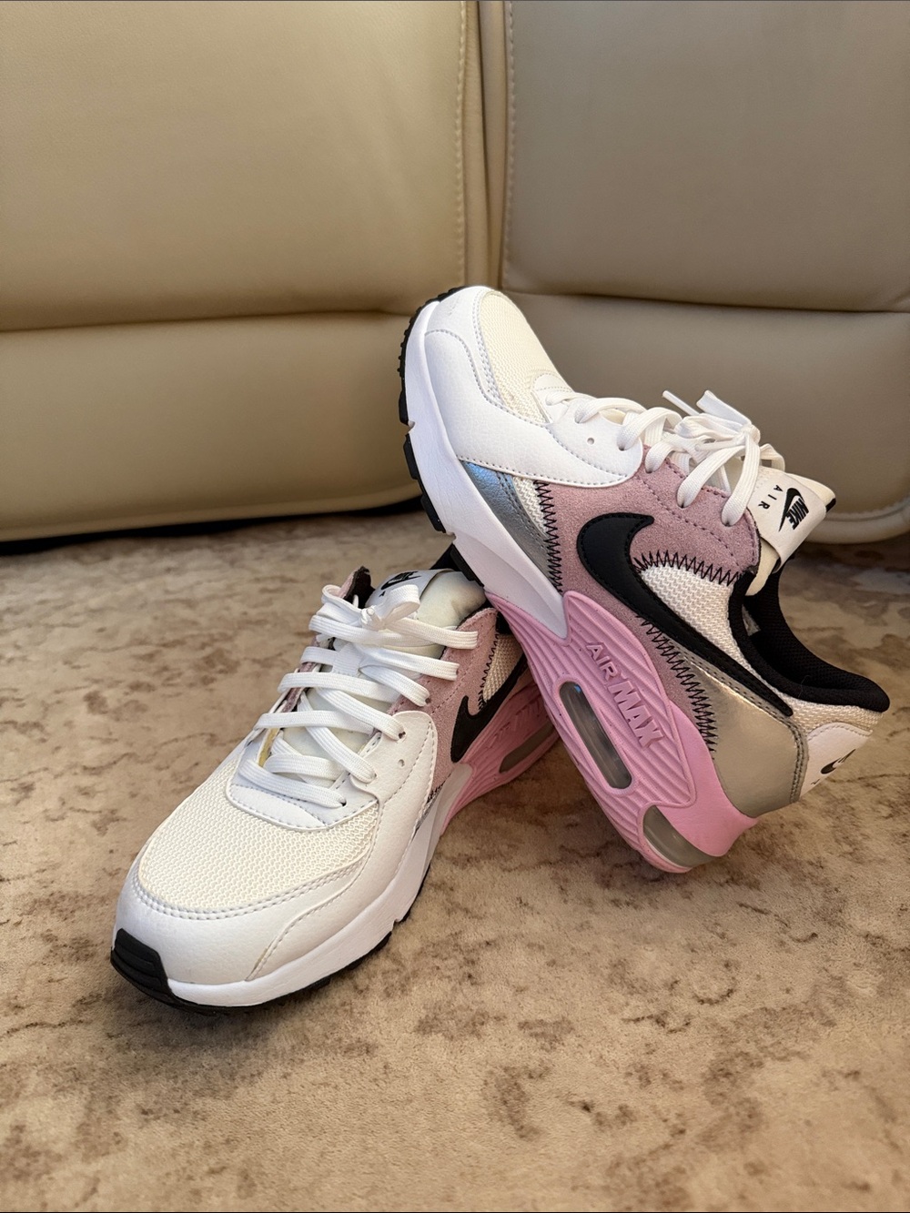 Nike Air Max Women’s White & Pink Suede Sneakers